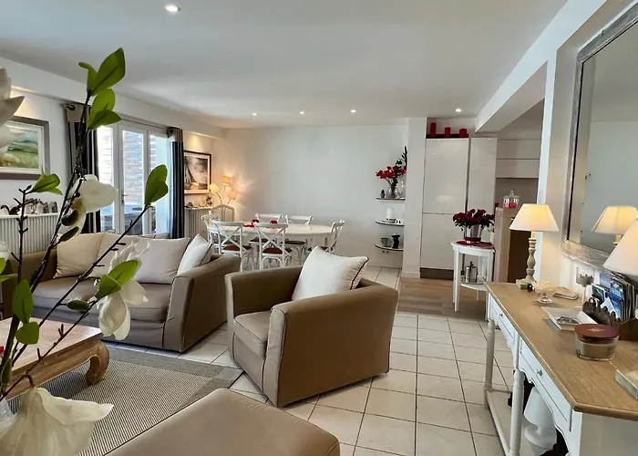 Διαμέρισμα 120m2 Avec Deux Terrasses Ensoleillees A