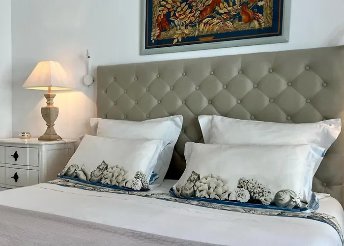 120m2 Avec Deux Terrasses Ensoleillees A * Biarritz